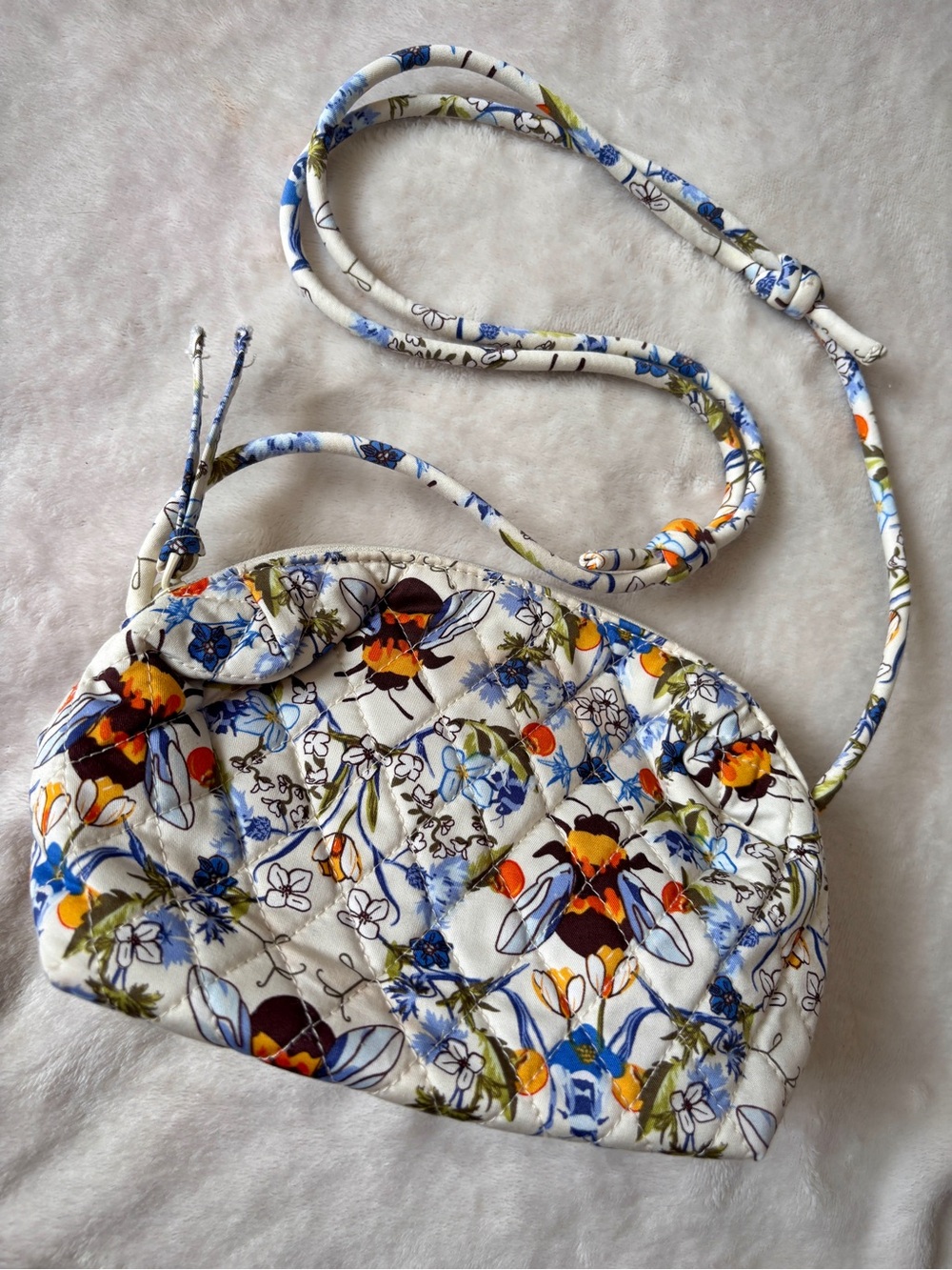Vera Bradley Blake Crossbody Bee Garden Quilted Floral Blue White Cottagecore